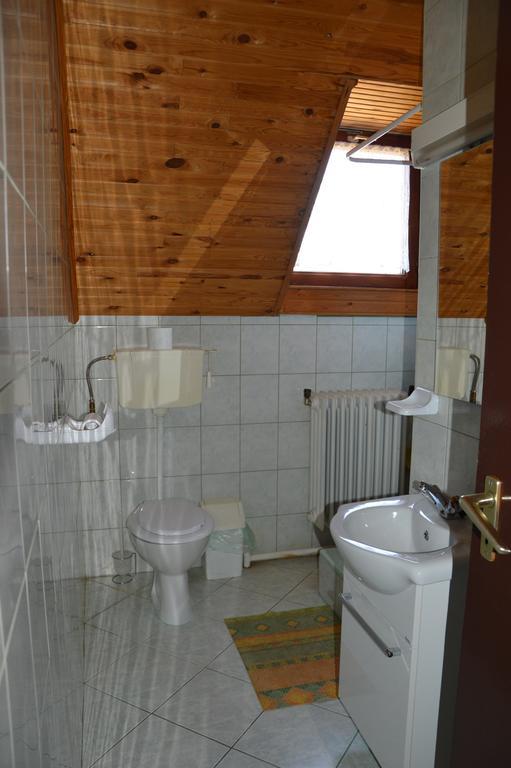 Apartman Aniko Vendeghaz Гаркань Екстер'єр фото